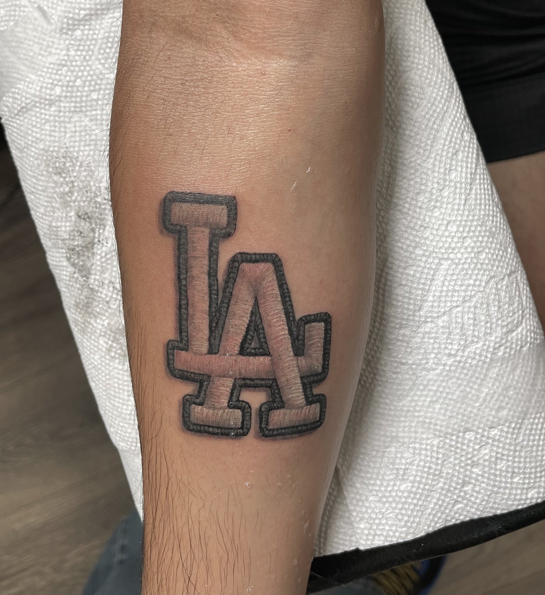 rask-opticon-on-twitter-a-los-angeles-dodgers-logo-in-embroidery-style-tattoo-embroidery-rask-dodgerstattoo-sports-baseballtattoo-embroiderytattoo-losangelesdodgers-baseball-raskopticon-tattoo-https-t-co-inhzqze4oi-twitter