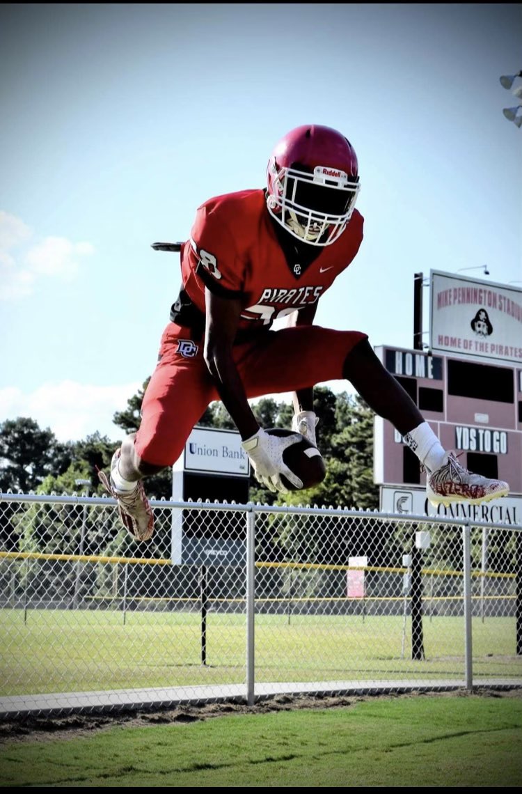 Another dual sport athlete takes the field tonight <a href="/AJTrotter3/">AJ DeJaun Trotter</a> (2023) (Drew Central HS) after wrapping up Summer BBall <a href="/ARFBALLRANKINGS/">AR Football Rankings</a> <a href="/ARBballRankings/">AR BBall Rankings</a> <a href="/ARPrepSports/">Arkansas Prep Sports</a> <a href="/PrepRedzoneAR/">Prep Redzone Arkansas</a> <a href="/big73miller/">Kevin Miller</a> <a href="/Ar870Sports/">AR870SPORTS</a> <a href="/TAKEOVERSports/">TAKEOVER</a> <a href="/DC_Football18/">ひきこもり勇者民845</a> <a href="/ArRecruitingGuy/">Richard Davenport</a>