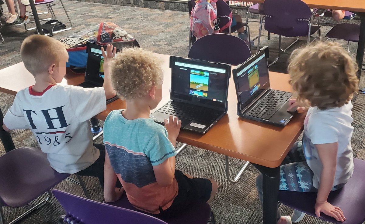 GVMrsAllen's tweet photo. Our kindergarten students are so excited to have chromebooks like the big kids this year! We worked on how to use the mouse pad today, and they did GREAT! #grandviewgreatness #fcscspartanpride https://t.co/QuRUAuCuJU