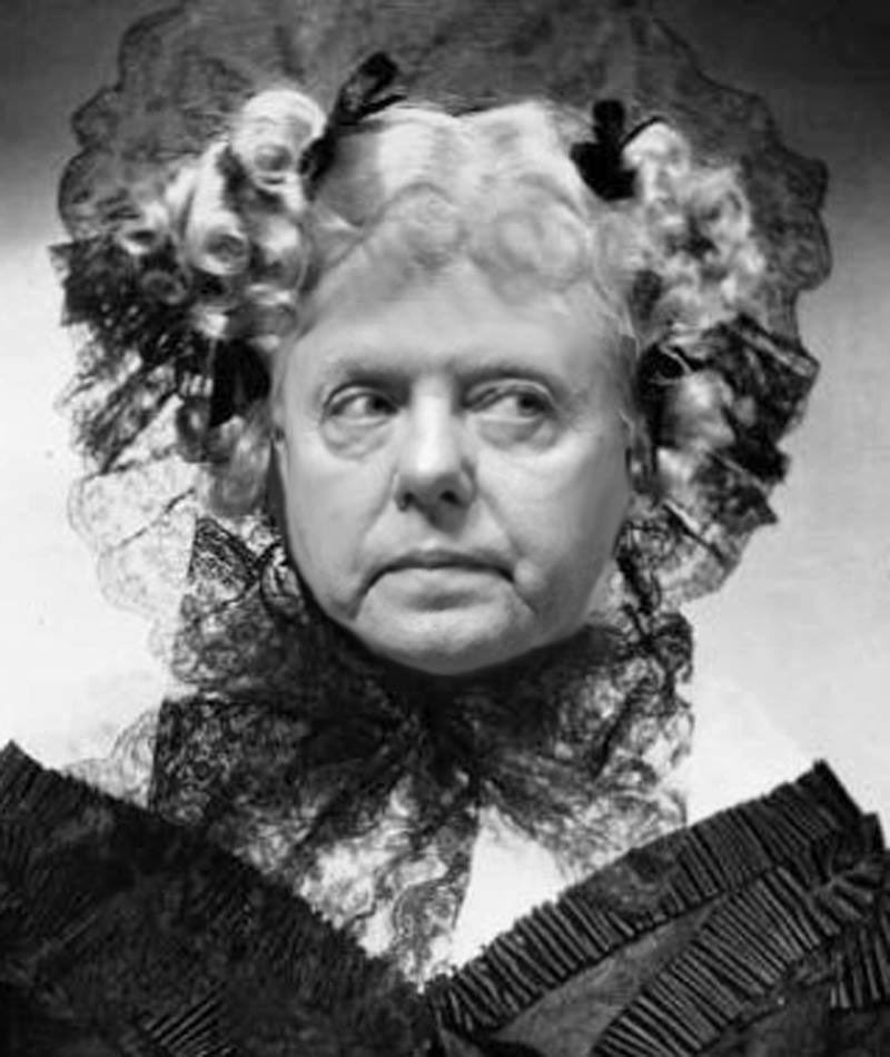 TheOUTFront's tweet photo. If anyone should know about being dishonorable it would be a #DixieChick
#TraitorsSupportTraitorTrump https://t.co/aR0V5hwCwP