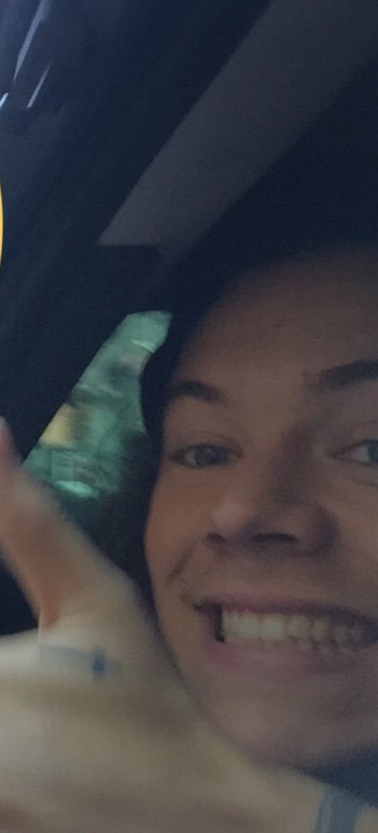 Harrryslonghair tweet picture