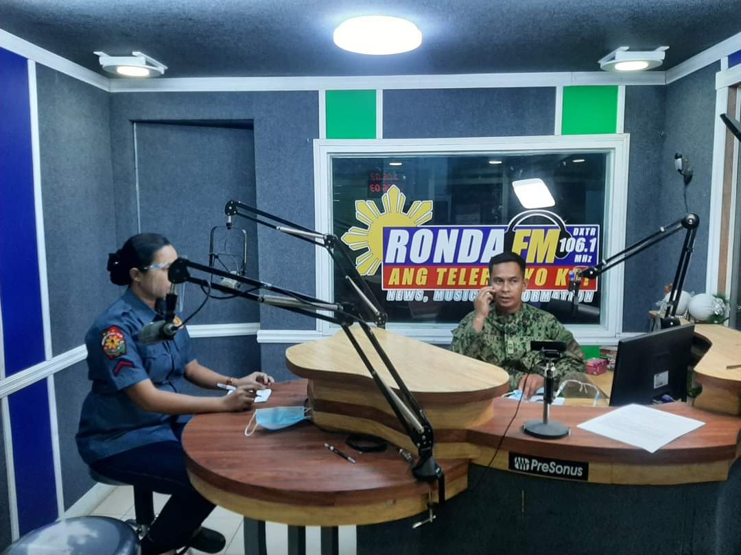 northcotPNP1's tweet photo. CPPO Public Information Section Personnel of PCADU conducted TV/RADIO program with PCPT JORLITO PATRONA, COP Antipas  MPS interviewed through phone patch about ELCAC activity  at Ronda FM 106.1 Teleradyo dubbed as "North Cotabato Pulis @ ur Serbis". https://t.co/HKbwqN6ZyD