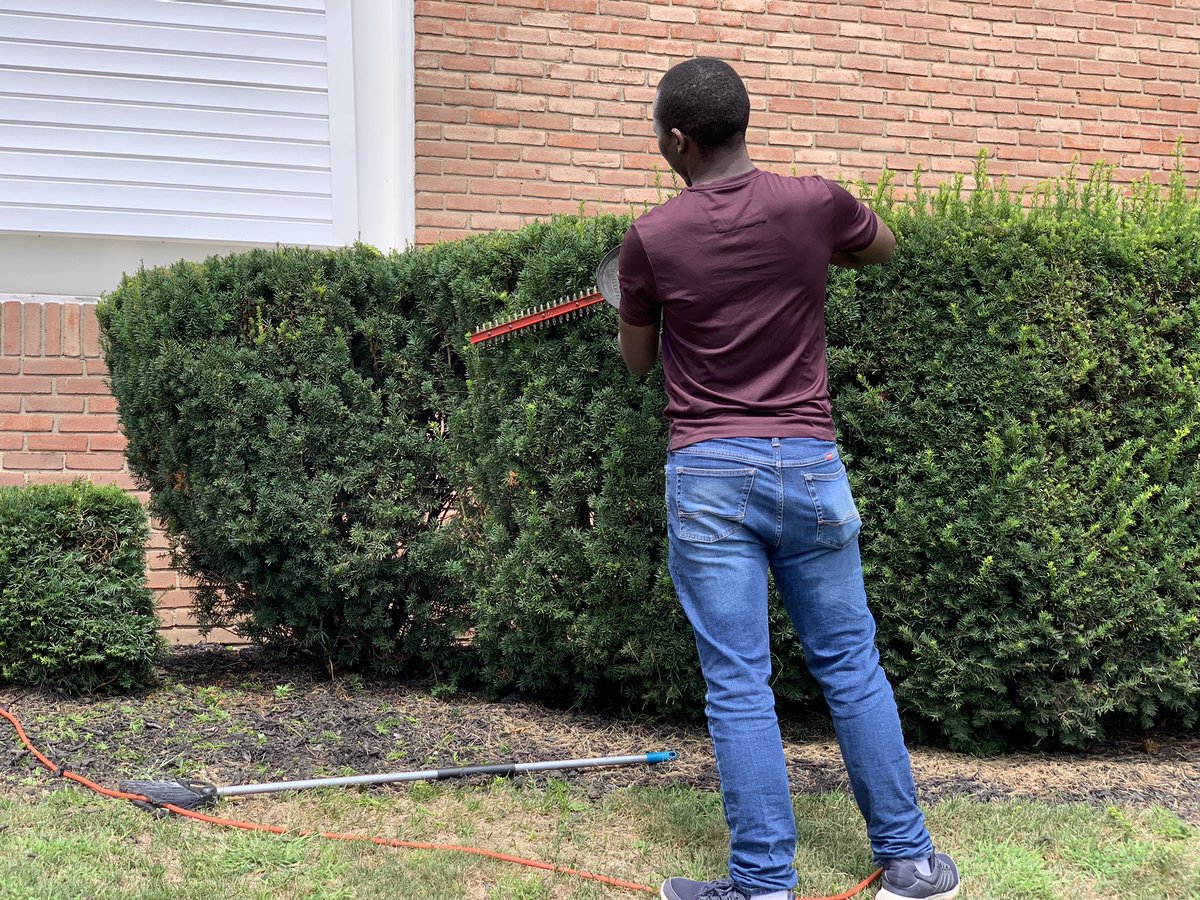 adventist's tweet photo. A big thank you for all of those who volunteered their time to work on beautifying our church home this Sunday.
#workbee #renovation https://t.co/kbkqwAwgEP