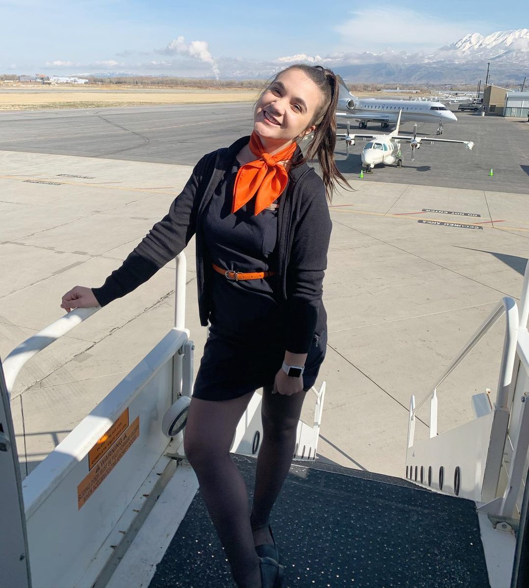 OohlalaaHosiery's tweet photo. Just keep your cool and your sense of humor.
📷@andi_takes_flight
Follow @OohlalaaHosiery
#cabincrew #cabincrewlife #stockings #tights #oohlalaahosiery #dreamjob #skies #flightattendant #stewardesslife #stewardess #aviation #aviationwomen #aviationcrew https://t.co/2PAnm6Gspf