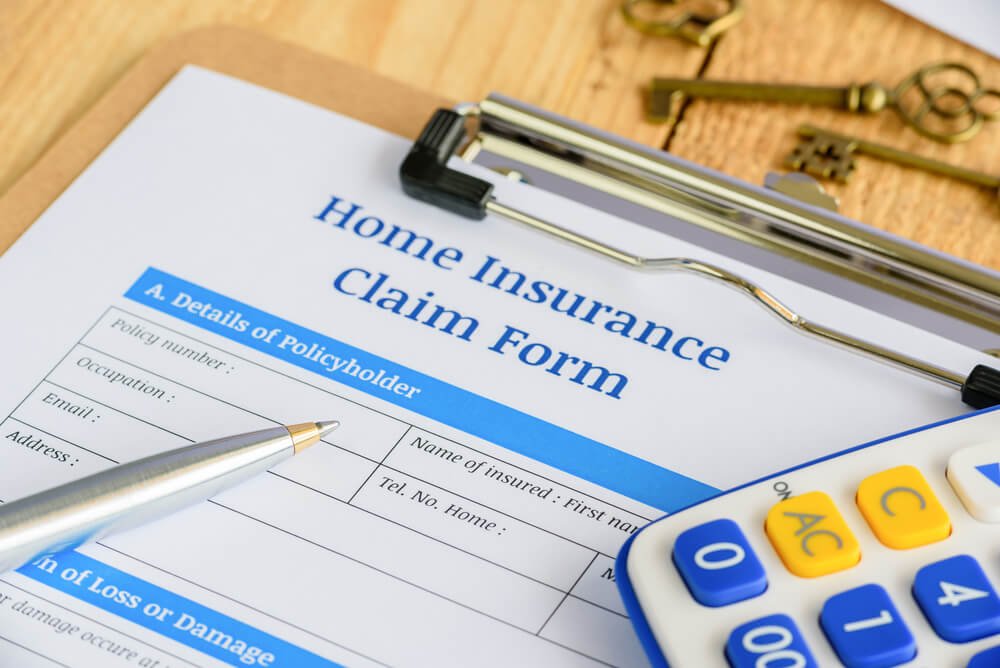 LouAggetta's tweet image. You can file a homeowners insurance claim if a covered incident results in damages to your home and its contents. Read on to know about filing a home insurance claim. Read more:

ow.ly/MxIb50FLGcs

#LouAggettaInsurance #HomeInsurance #HomeInsuranceClaim