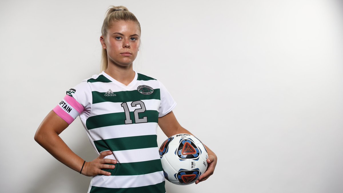 Rock_Athletics's tweet image. WSOC: Sneak peek of some of the shots from women's soccer photo day ⬇️