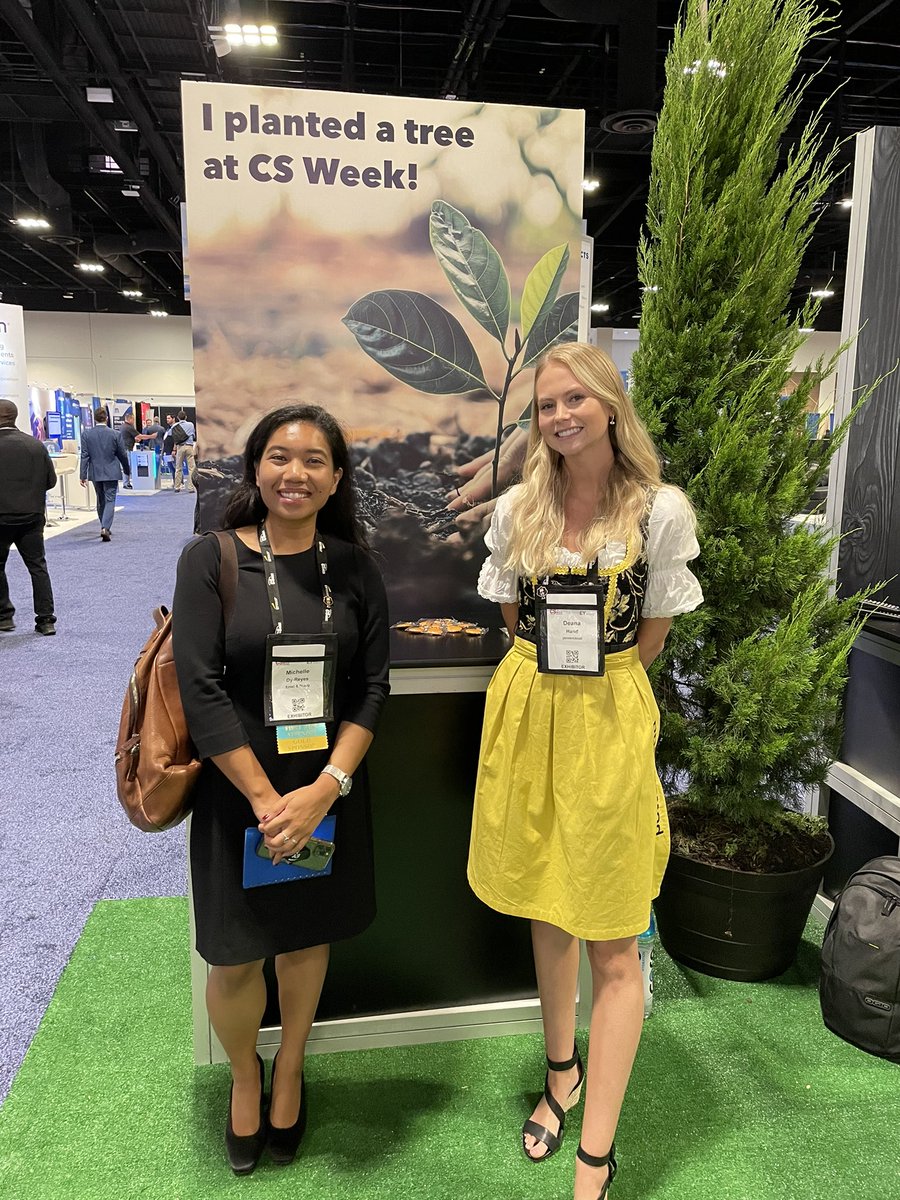 StevenDawsonSD's tweet image. Thank you everyone who stopped by our booth✌️Many trees were planted today and tomorrow the planting will continue 🌲 #CSWeek21