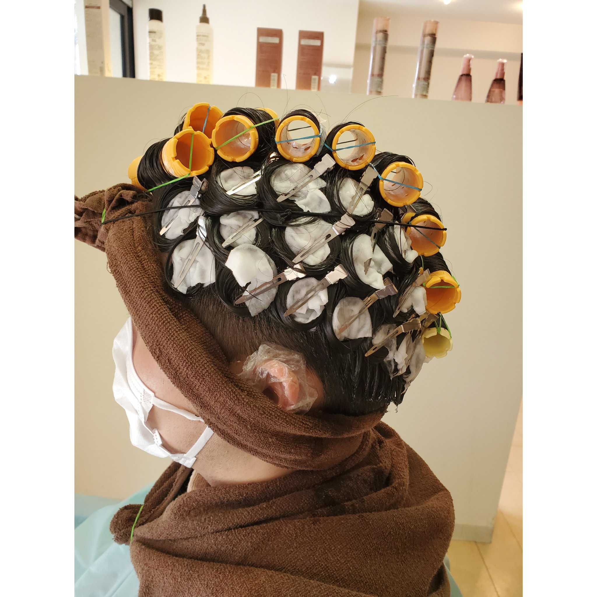 Twitter 上的 大阪 茨木市 メンズパーマ 金髪美容師 わたなべ パーマでの不安 思ったよりぐりぐりにならないか カウンセリングと巻き方で 調整します その方がどこまでが許容範囲なのか どこからがngなのか まずそこをお互いが共有出来るように カウンセリングし