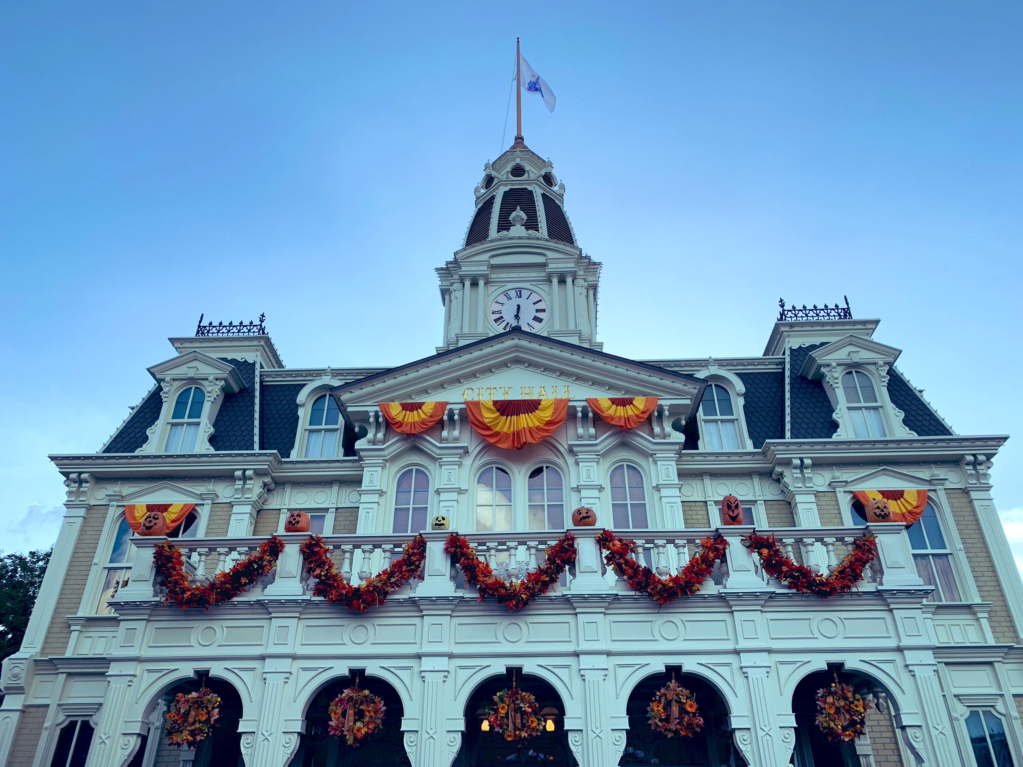 Wdw News Today City Hall Is Again Selling Tickets To Tonight S Sold Out Disney After Hours Boo Bash You Can Read Our Full Review Here T Co Vfxlp1b7w2 T Co Pu4gxbmldx Twitter
