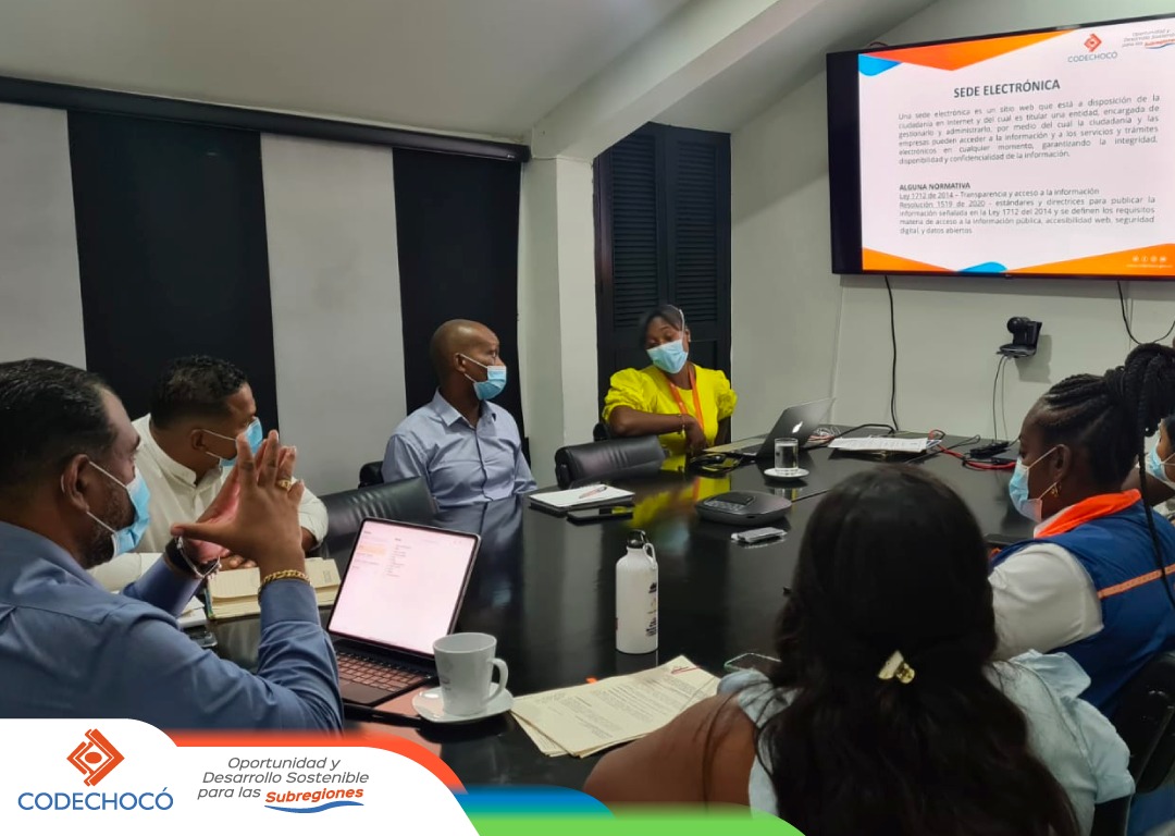 CodechocoCar's tweet photo. #CodechocóSeTransforma Realizamos mesa de trabajo con Funcionarios de #CODECHOCÓ para dar a conocer los avances de la construcción de la Sede Digital de la entidad. #CodechocóTic #CodechocóTic https://t.co/Q9wJAd7f5o