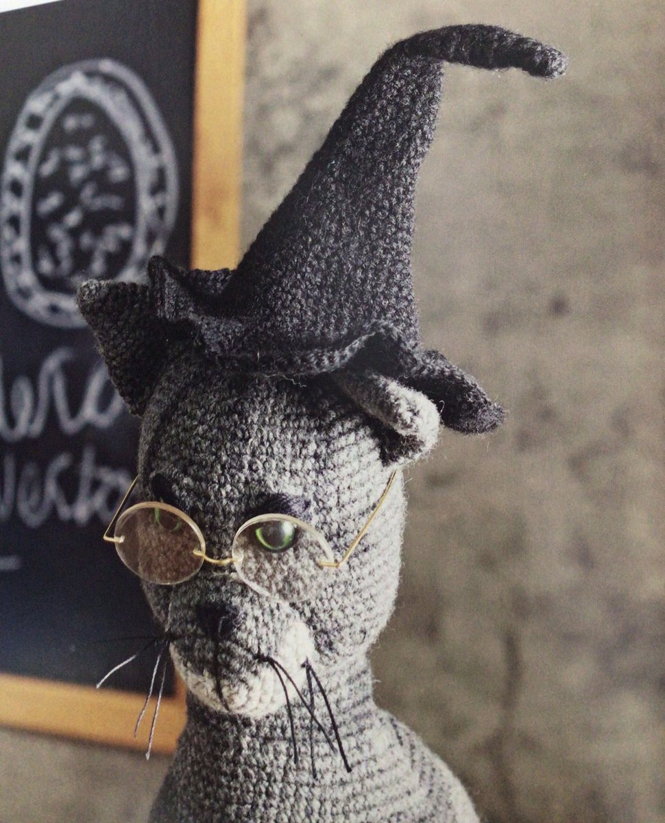 TurlockYarnShop's tweet photo. Harry Potter Crochet!!!

#harrypotter #crochet #crochetwizard #crochetbook #yarn #2copiesonly #potionsbasket #animagus #lys #needfulthingsturlock #localyarnshop209 #localyarnshop #haveknittingbookstoo #knittingharrypotter #crochetingharrypotter https://t.co/xBxmercPF3