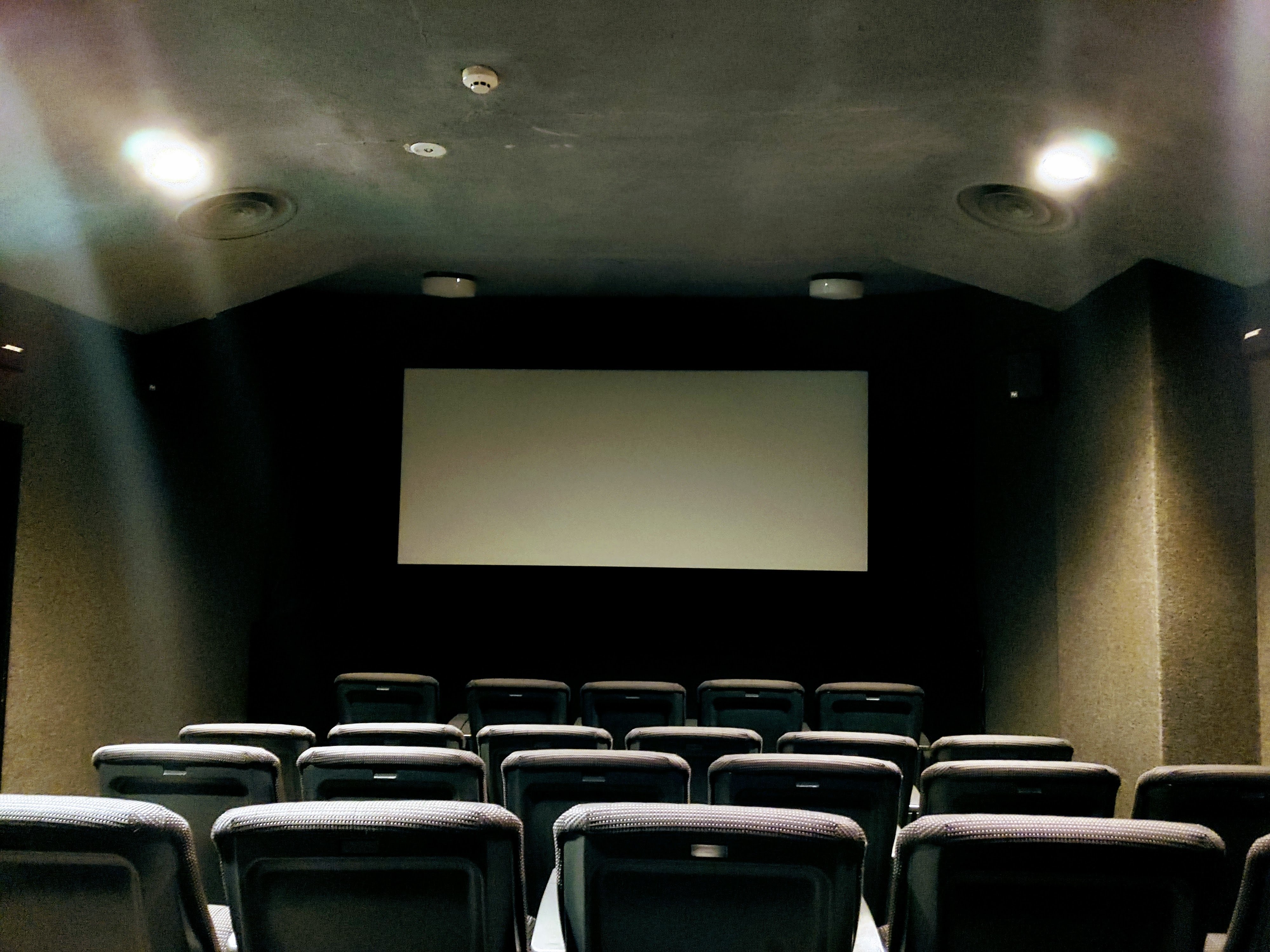 Tokyo Cine Center Tcc試写室 Kokuei Tcc Twitter
