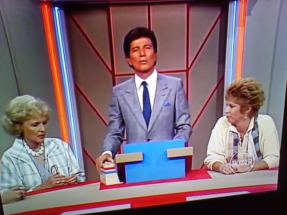 jpvogt's tweet image. The trifecta of game show celebrities: Betty White and @vickilawrence as players. The great Bert Convy as host. #SuperPassword @BUZZRtv