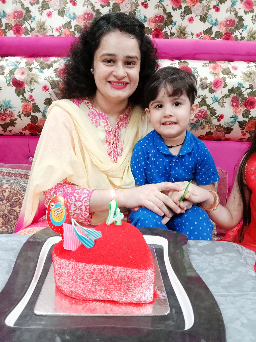 💐💐Happy Birthday my dearest chota baby Shivanshi Chhabra💐💐❤️🎂🎂 God bless you always.
#18thAugust #Birthday #Celebration #Wishes #Blessed