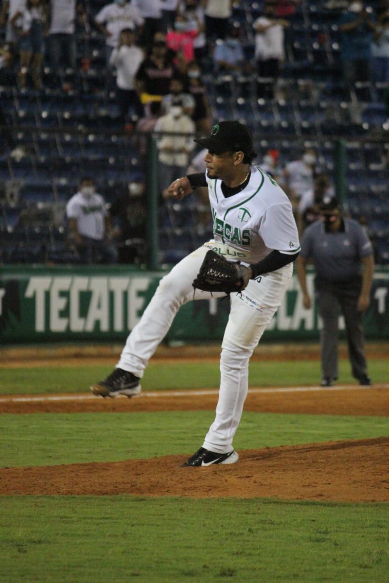 OlmecasTabasco's tweet photo. Esto es lo que se vivió en el primer juego 🆚 @leonesdeyucatan 🦁

¡Un juego de #EmocionesImparables!

#SomosOlmecas👊🏽
#Playoffs2021⚾ https://t.co/DCQHdVRTF7