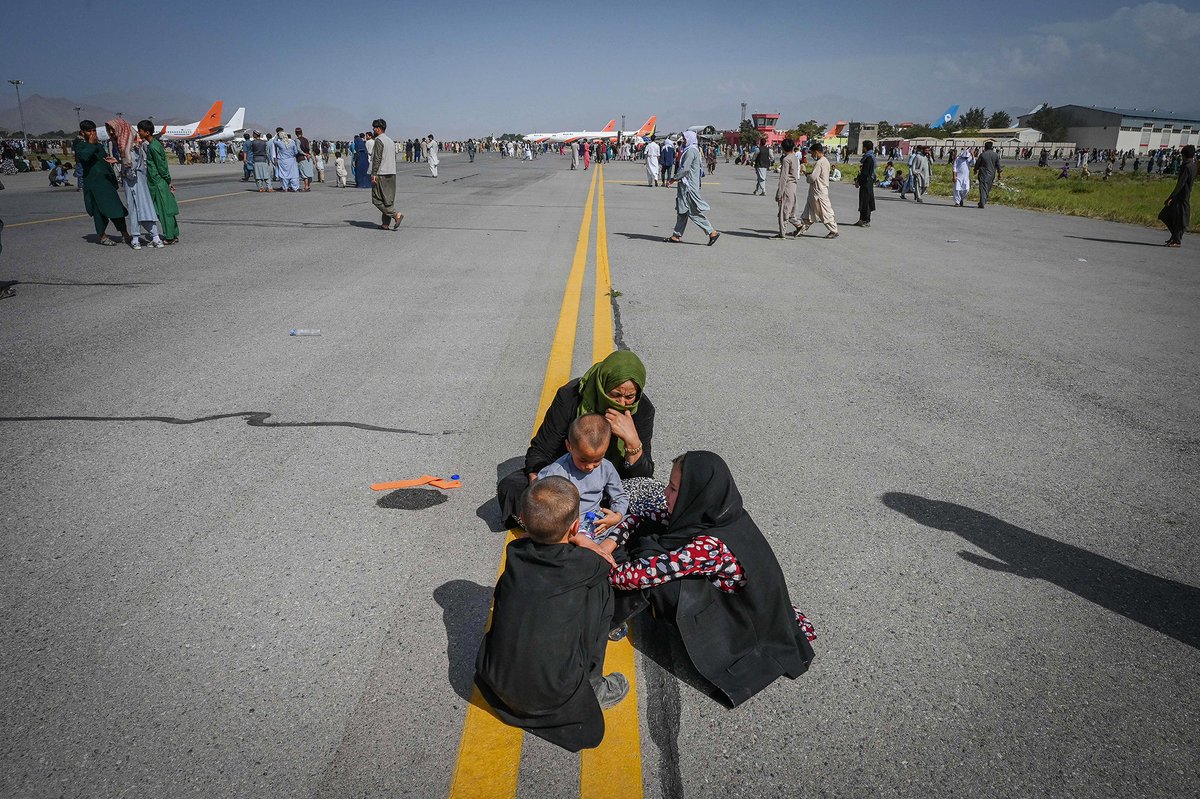 The news out of Afghanistan is devastating. How can we help from where we are? What can we do? We've put together this list of how we all can help in a variety of ways. #Afghanistan

hijab.nyc/AfghanistanFB
