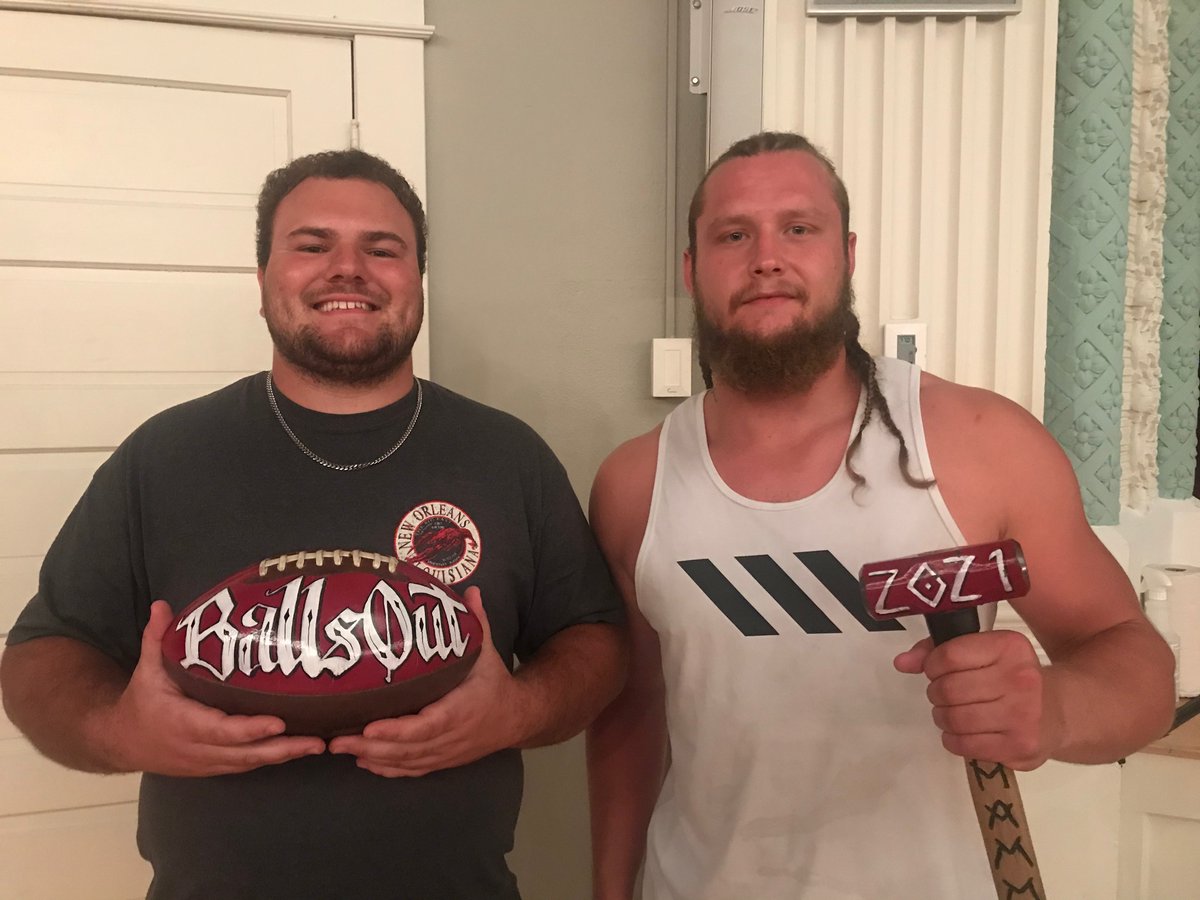 VCSU_Football's tweet photo. Fall Camp Day 11 Awards go out to...

Balls Out - Kade Queen - FR OL from Seattle, Washington @Kade_Queen 

Hammer - Garrett Pemelton - SR DL from Glyndon, Minnesota @GarrettPemelton

#WEALLROW x #P2B21 https://t.co/ABrvLkoBSS