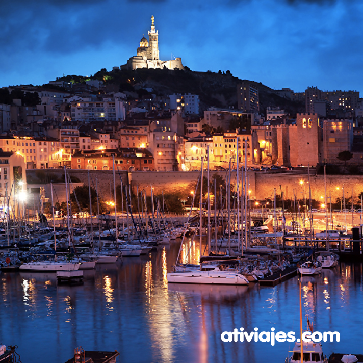 ativiajes's tweet photo. 🏘🇫🇷
Marsella es la segunda ciudad más grande de Francia y está situada en la costa mediterránea, al sur del país. Entre sus atracciones se encuentra Le Vieux Port, es un enorme y viejo puerto de más de 2000 años de historia.
#atilugares #ativiajescom https://t.co/fcenAuv6nn