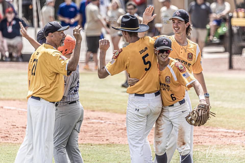 Colesmitty13's tweet photo. The most fun I have ever had playing baseball. Thanks @DBQLegionBall https://t.co/E2glxYiVjT