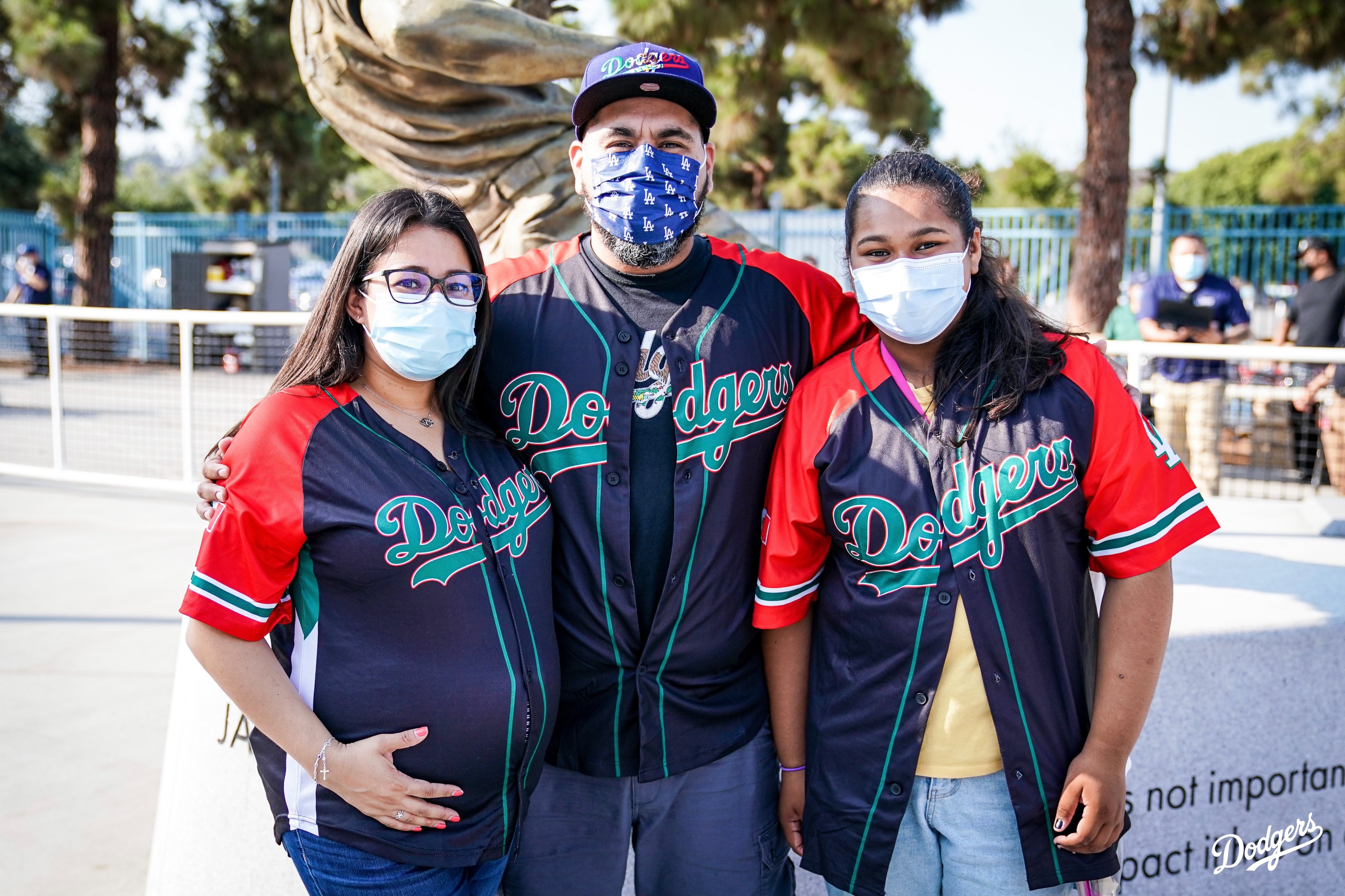 Mexican Heritage Night At The Dodgers Stadium Is Always So Much Fun 