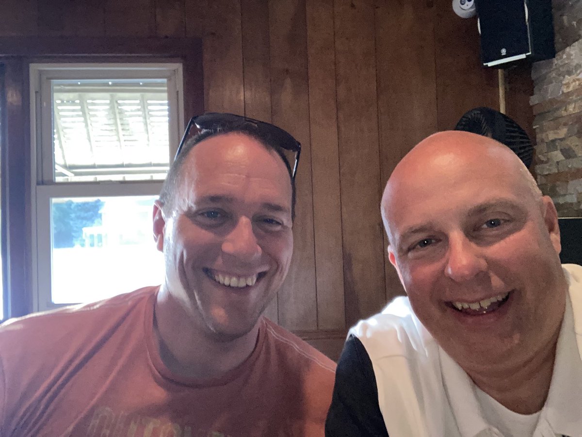 RevShevWLC's tweet photo. Best Thing Today, Aug 17: I got to be the chauffeur for the final leg of the #BigStevePrahl Colorado Springs to Watertown to Colorado Springs one day adventure dropping his son Owen off at Luther Prep! #highclassdinneratRomeys #bestfoodonNorthCapeRd #twopeasinapod #quickcatchup https://t.co/CbWD4aNBU2