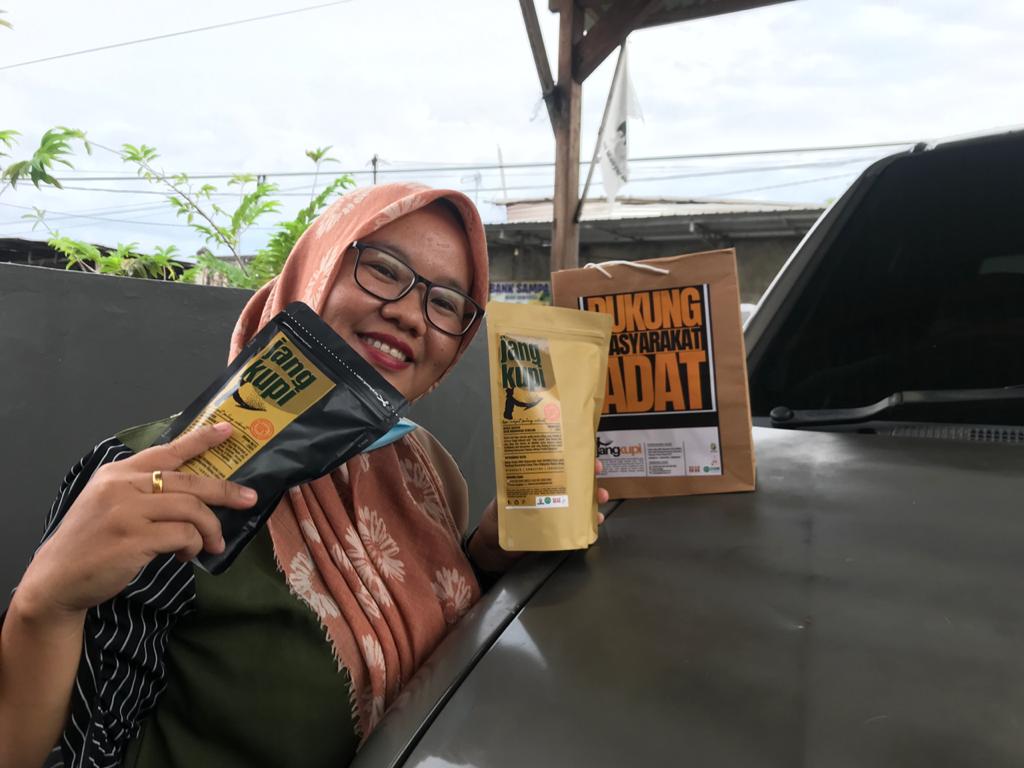 Badan Usaha Milik Masyarakat Adat (BUMMA) resmi meluncurkan produk olahan kopi yang dikelola bersama oleh komunitas adat di Desa Lubuk Kembang, Kabupaten Rejang Lebong.