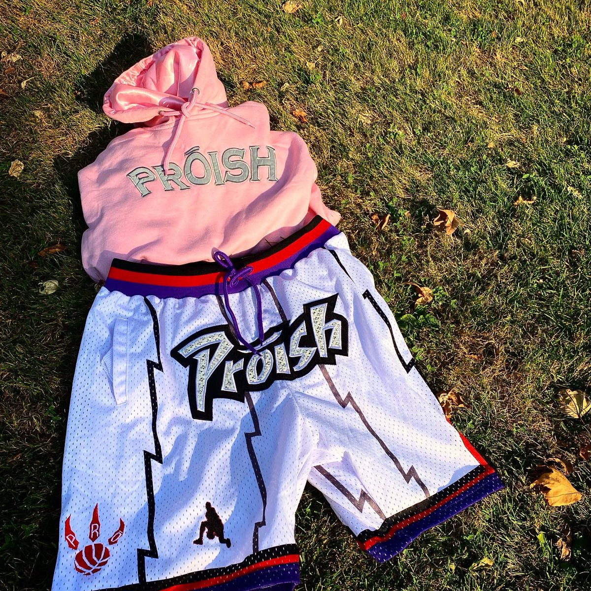 RebelNamedTJ's tweet photo. Better find @_Cwymsand still see if he got some more of this heat🔥🔥🔥  #ProIsh 

#IMODELNOW😂 https://t.co/LfhmvQ9IH0