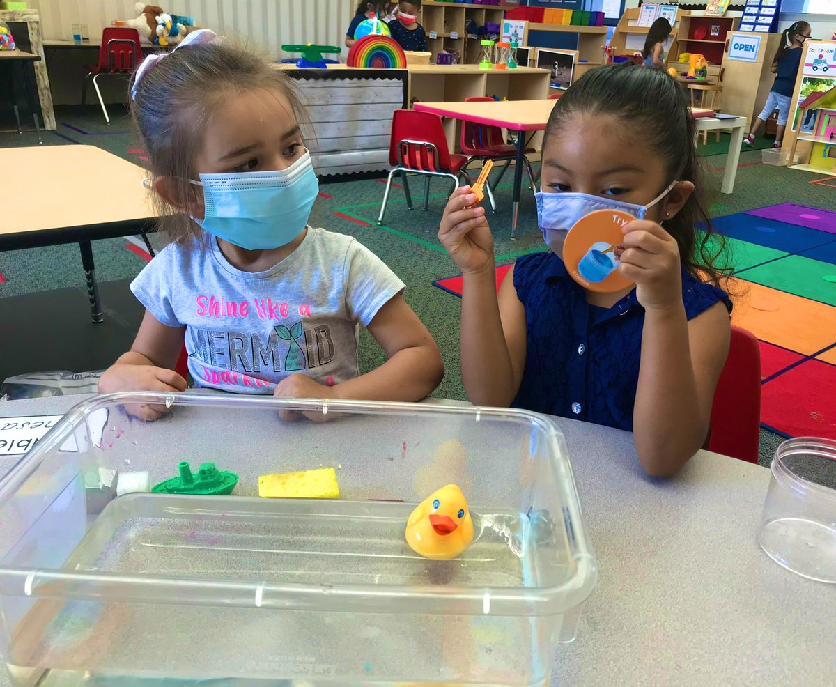 Our little scientists practiced making predictions &amp; observations today to determine whether the various objects would sink or float! 👩‍🔬👨‍🔬 #scienceisfun  #MCC_FUESD ❤️ <a href="/Mike_Choate_Ed/">Mike Choate Early Childhood Center</a>