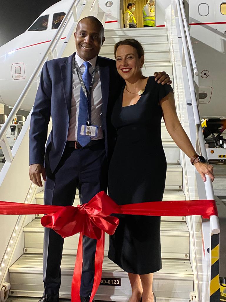 happ_zenge's tweet photo. The Greatest Safari On Earth departs from Dubai Aug 18! Led by 2 Zimbabweans - Dumani Ndebele of Execujet &amp; Deborah Calmeyer  CEO/founder of Roar Africa, seen on the stairs of Emirates Exec Private Jet that lands at Vic Falls Airport for its  1st stop! #VisitZimbabwe #RoarAfrica https://t.co/Iybi9VwI7a