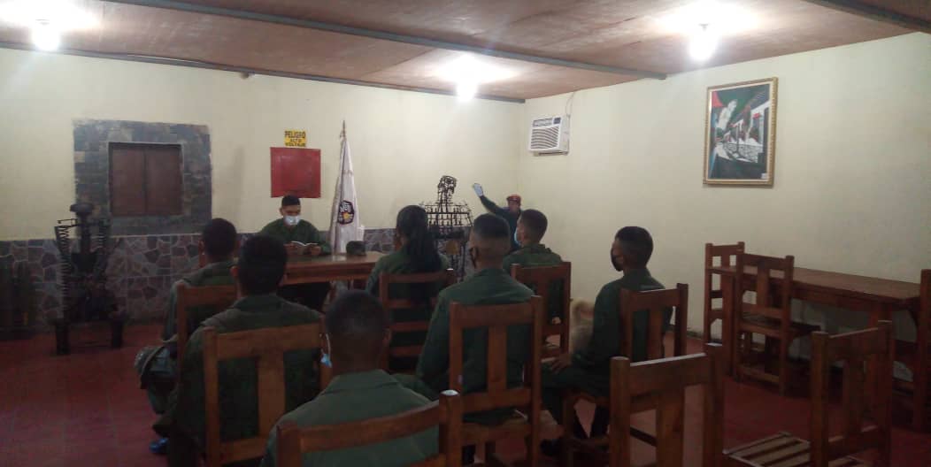 Servicio de Armamento tweet media