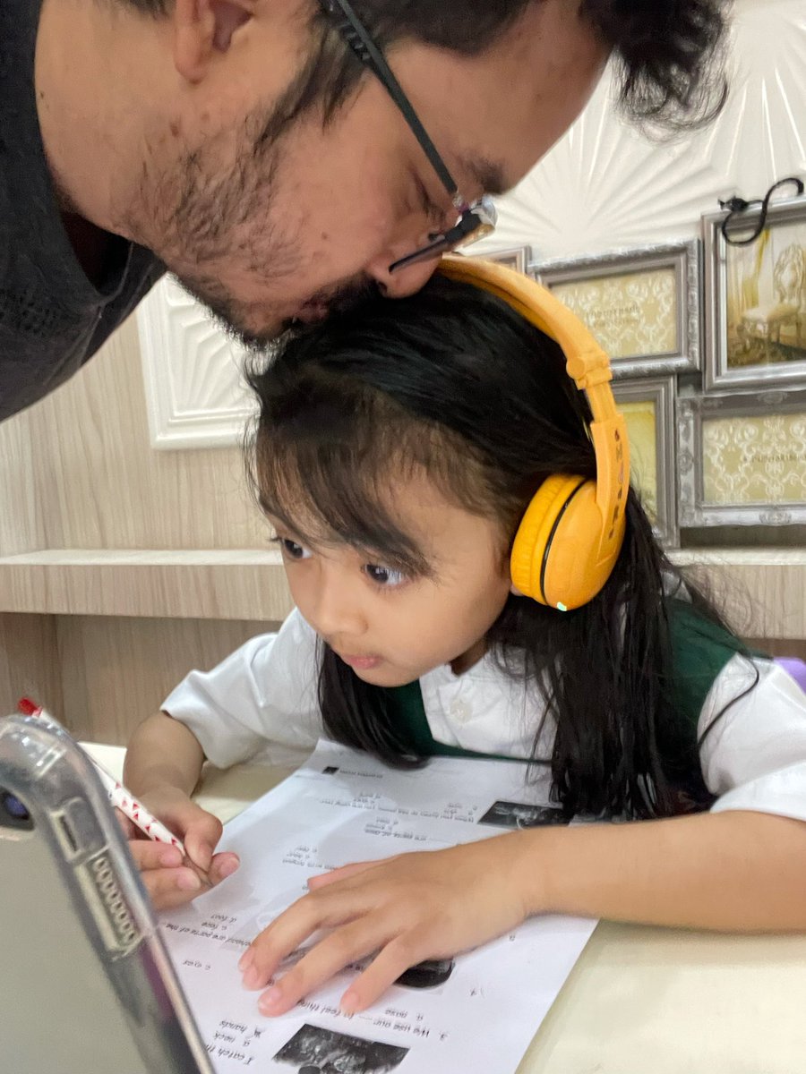 Every time I pass by my daughter doin zoom school I can’t help not givin her a kiss. Can be few times in one class.

Last time she whispered: “my teacher and friends saw it paa”

Me: “OH I DONT CARE YOU WILL RECEIVE MY KISSES NO MATTER WHERE AND HOW OLD YOU ARE IN YOUR LIFE TIME”