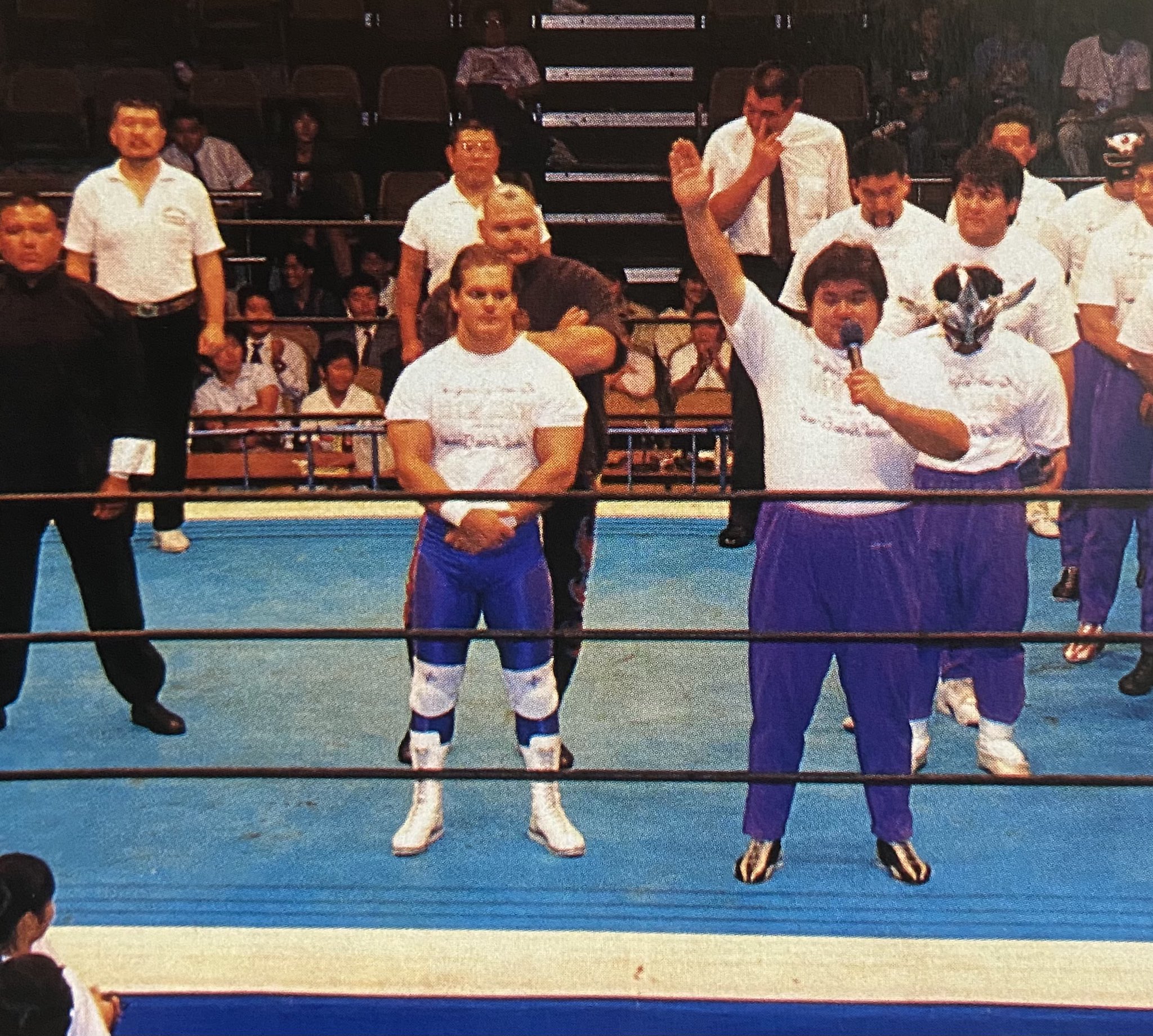 ラジプロ 広島届 プロレスとは底が見える底なし沼 1992年8月18日新日本プロレス 香港クイーンエリザベス スタジアム 日本のプロレスが香港で試合するのは17年ぶり この遠征の主役は叔父が香港出身のブラック キャットが 貧しい人を助ける白老虎に