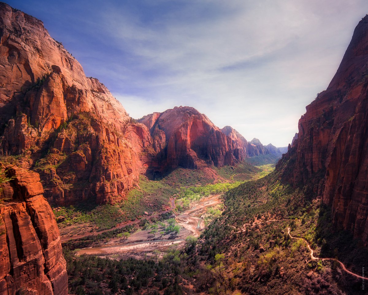 Forreverr_Everr's tweet image. Sometimes all you need is a hug from the right person and all your stress will melt away