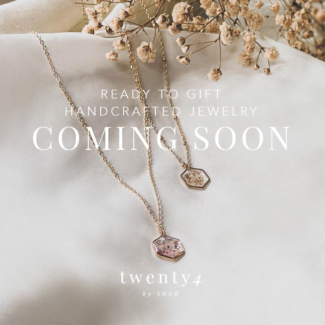 Recently, I have been working on a new project, which is to start up this brand called Twenty4 by SHER. A brand focusing on preserving flowers into wearable pieces. 

Do support my small business! 🤗

instagram.com/twenty4.my?utm…