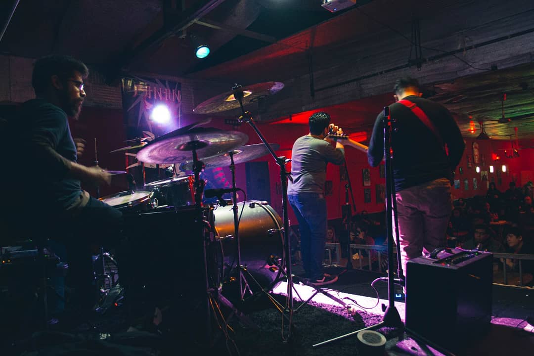 ForRoux's tweet photo. Increíble noche en @AbsolutoRockBar  gracias a @FANANPY  por la invitación y que siga la música https://t.co/CR7X3Z9w0a