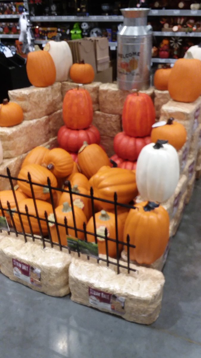 Thank you Lowe's of Wytheville VA #1164 MST's...hardwork..dedication all year long....YOU'RE AWESOME!!!! <a href="/steveyoung456/">Steve Young</a> <a href="/BenitoKomadina/">Benito.Komadina@Lowes</a> <a href="/region1/">region1</a> <a href="/BlueBoxR1/">@BlueBoxR1</a> <a href="/kennygrimsley/">Kenny Grimsley</a>