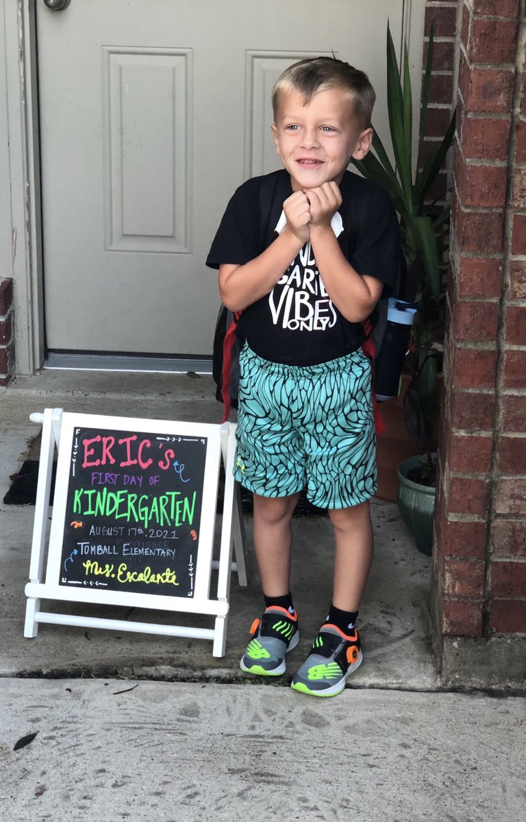 haley_galyean's tweet photo. Eric Jr. had an amazing first day of kindergarten @TISDTES ! #TomballFirstDay #spiritoftomball @EscalanteChloe https://t.co/XjEVxwolMg