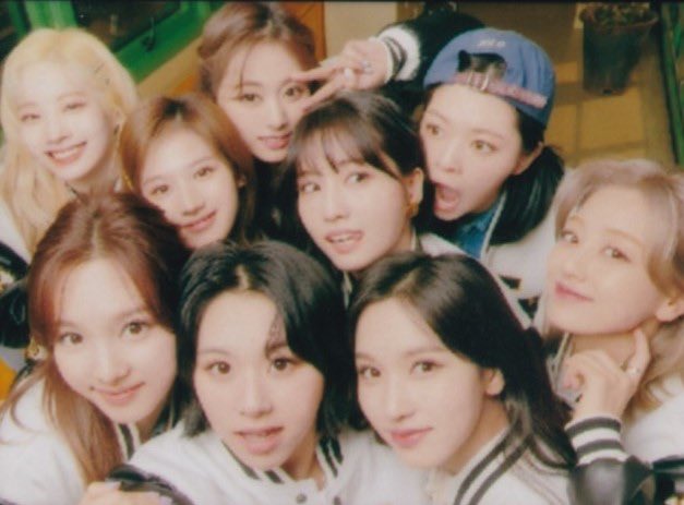 TWICE 🍭🐧| LenaMiu🦋🧸 tweet media
