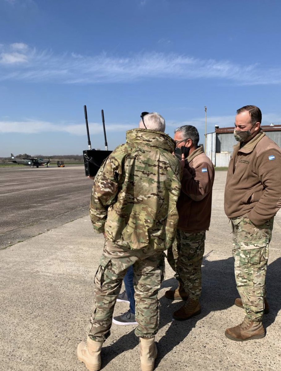 PucaraD's tweet image. El @Ejercito_Arg evalúa la #FV300 de #FixView
#ejercitoarg @mindef #ab206 #gyrocam #svpdownlink #istar #camera @HelisDatabase #helicopters #cdoavej #cae #helicoptero 

pucara.org/post/el-ej%C3%…