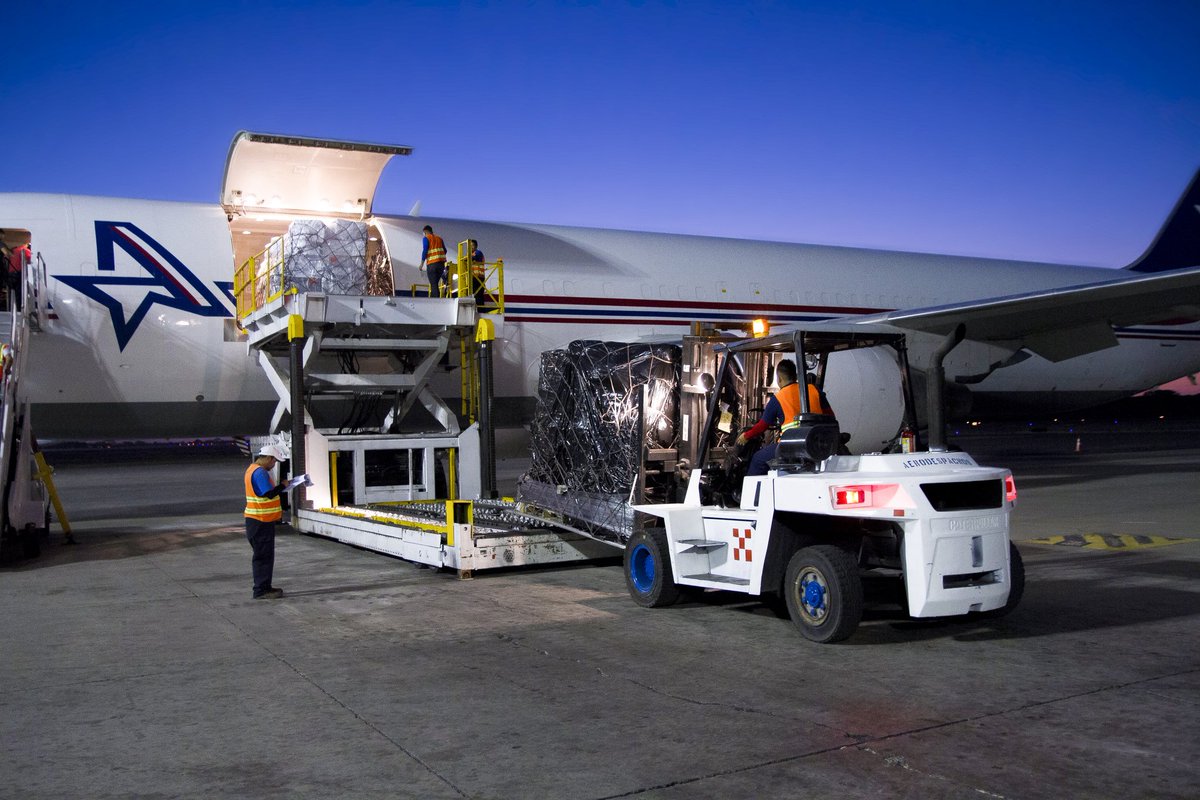 investinSV's tweet photo. La primera fase comprende la ampliación de la infraestructura de la Terminal de Carga existente, inversión de $13.3 millones en un plazo de 15 años y la segunda fase consiste en la construcción de una nueva Terminal, inversión de $49 millones en un plazo de 20 años.
#PrimerAPP https://t.co/C5VJKF7TFJ