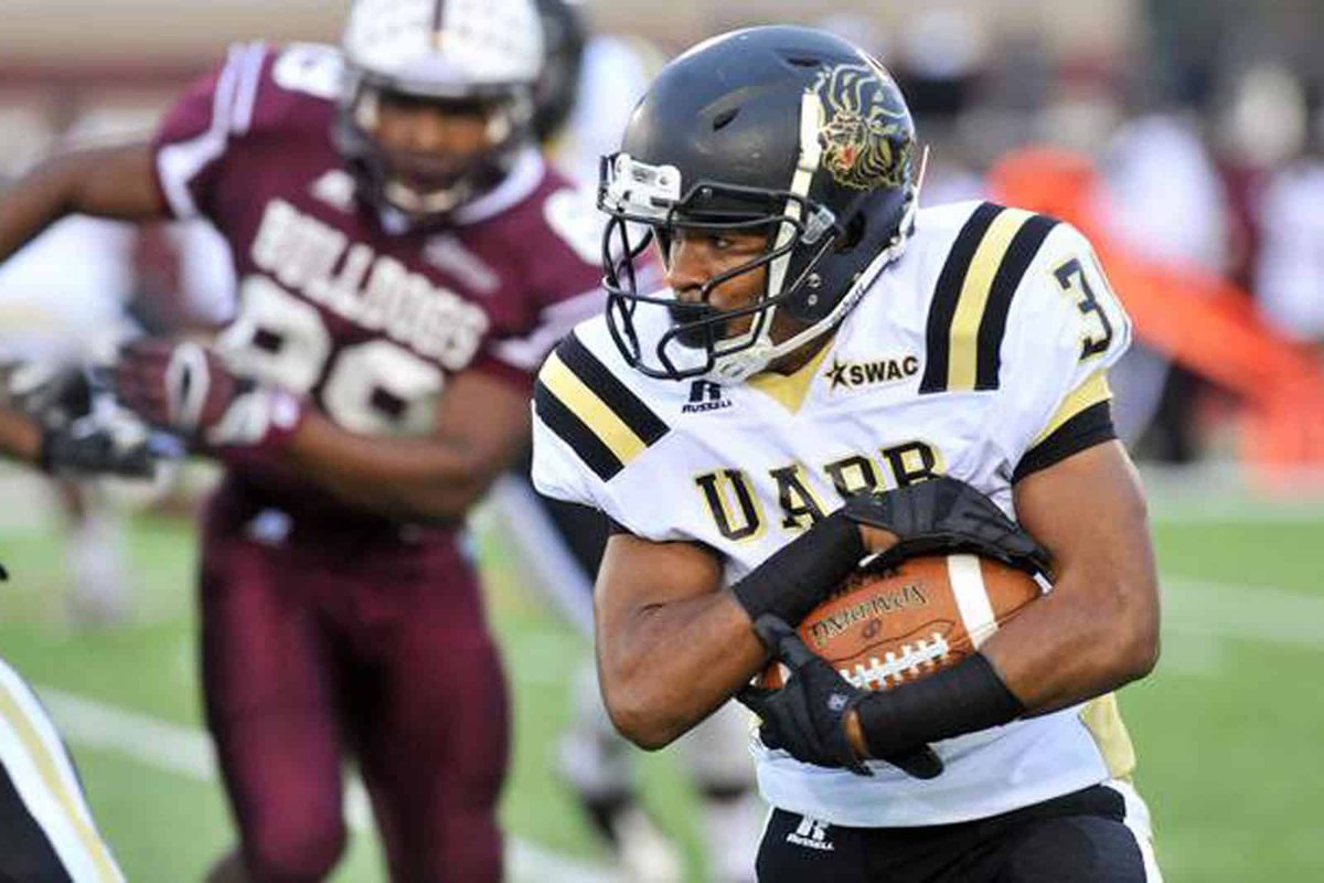 Jacob_Harrison6's tweet photo. Beyond grateful to recieve my first D1 full football scholarship from Coach Doc Gamble at Arkansas Pine Bluff tonight!!! @Coach_Doc5 @ShroderJags https://t.co/veT2NBftuF