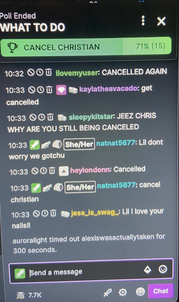 Natnat5677's tweet photo. What an interesting stream for the Aurora light community #teamLil #cancelchristian https://t.co/ZRFCqSzYDM