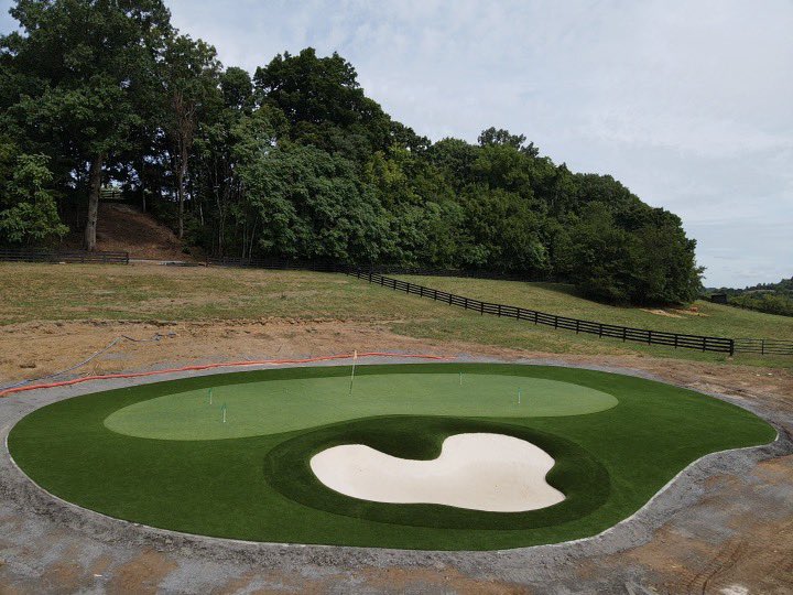 CelebrityGreens's tweet photo. Just finished in Franklin Tennesse - 14,000 SF Private Golf Complex - 2 greens, 2 cuts of fringe, 3 rolled edge bunkers, 5 tees, 12 shot short course with shots up to 135 yards #redefiningprivategolf ⛳️ #navysealsofturf 💪🏼 https://t.co/kicosw9QKL