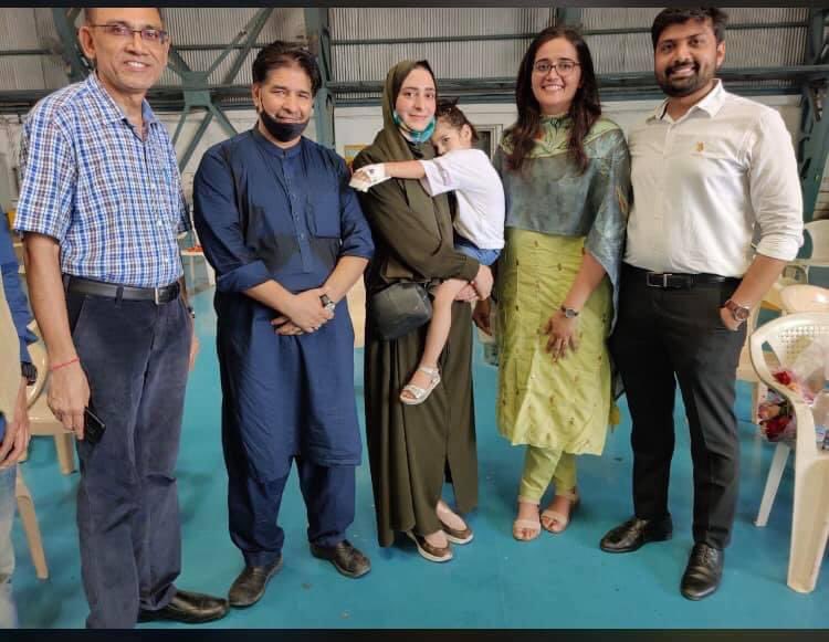 MadhishParikh's tweet photo. Proud moment for all LDites! So proud to see our senior @kotadiaparth3 along with Jamnagar District Administration receiving Indian Nationals from #Afghanistan at Jamnagar Airbase. We are super proud of you &amp; every leader LD College has crafted.👏

@aasthadangar 👏

Jai Hind! 🇮🇳 https://t.co/XiD0hz9E2Z