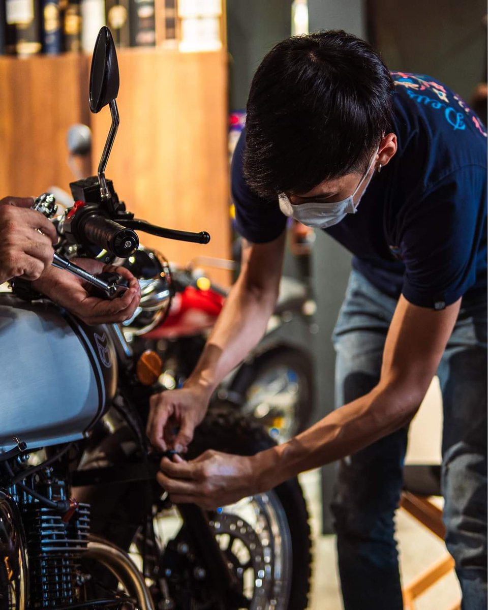 mutt_sg's tweet photo. ZERO MILES ex-display 250cc now available. Enquire for details or pop in to see us in store @ 432 Joo Chiat Road, 427647 #muttmotorcycles_sg #muttmotorcycles https://t.co/cSHTwIno7i