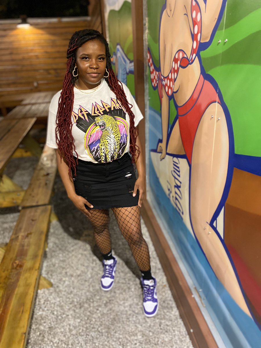 NJaaeee97's tweet photo. Happy 24th Birthday to me 😈🦄☔️ https://t.co/ZAWznzqUsR