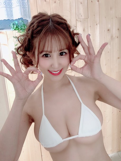 グラビアオフショットエロ画像025