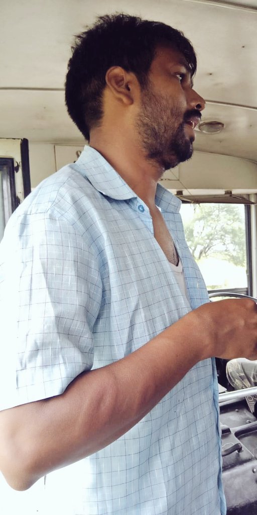 Ravindramp03's tweet photo. बहुत बढ़िया छात्र और शिक्षकों के साथ हुए अन्याय का बदला लेना होगा शिवराज तेरे तानाशाई बहुत हुई विद्यार्थियो शिक्षको पर लाठी चार्ज का विरोध पूरा देश करे @MPStudentsUnity @NEYUMANRAAJ @YuvaShaktiIND @mpstudentclub @MPYuvaShakti  @ChouhanShivraj @ndtv https://t.co/k90h6efOED