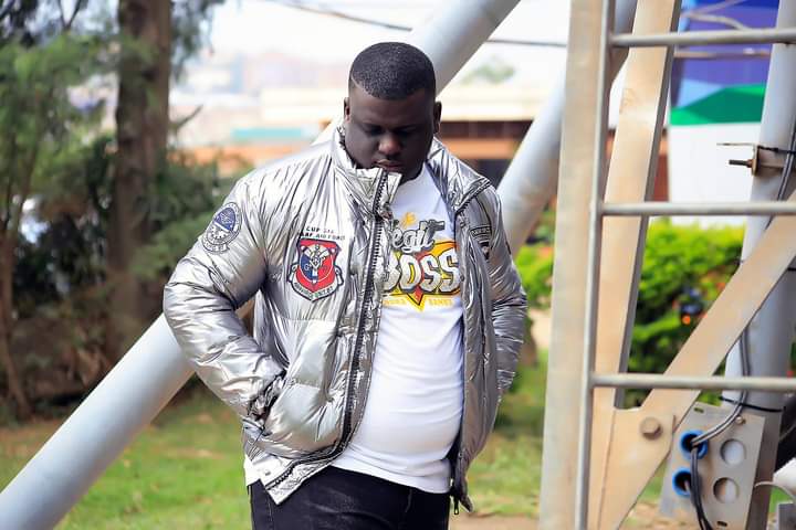 DJJANNYP's tweet photo. Live Magic100FMUG  #Thetrain #256wednesday DJ Janny P Uganda  Send in Your Requests &amp; Shout-outs .. https://t.co/u2UdkQMzb4