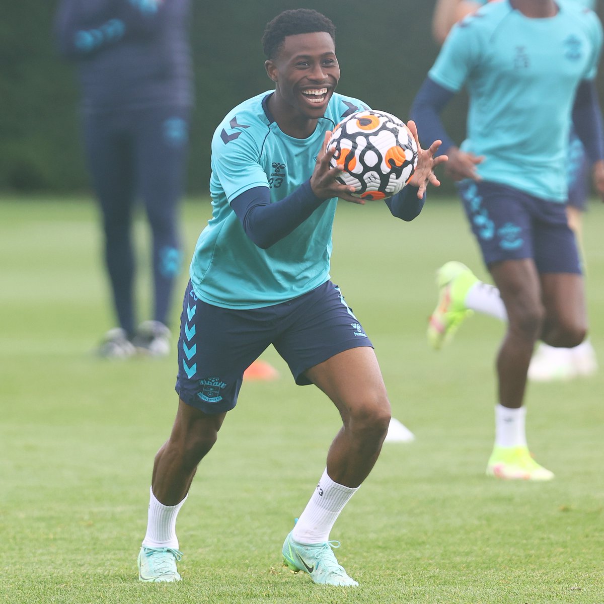 SouthamptonFC's tweet photo. 😁 @NathanTella_11 
😁 @CheAdams_ 

#saintsfc https://t.co/PIUet3cb5Y